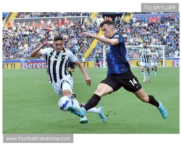 乌迪内斯俱乐部的历史与发展：意甲球队的崛起与未来展望