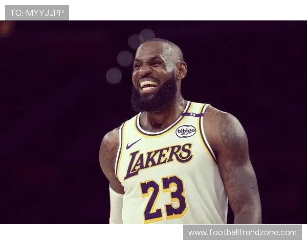 詹姆斯正式宣布赛季结束后将进行手术恢复 NBA未来动向引发广泛关注